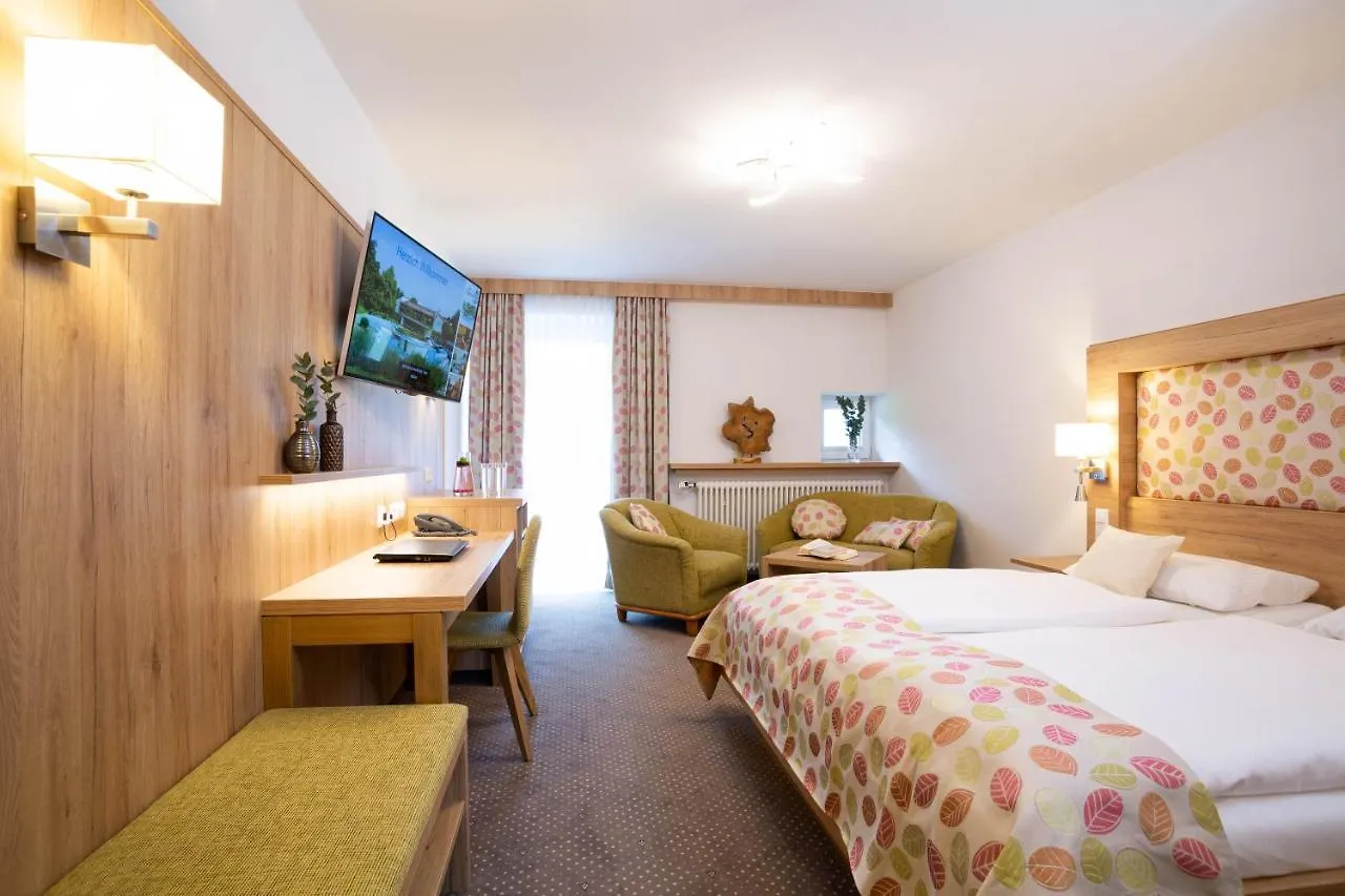 Hotel Chrysantihof Bad Birnbach 4*,