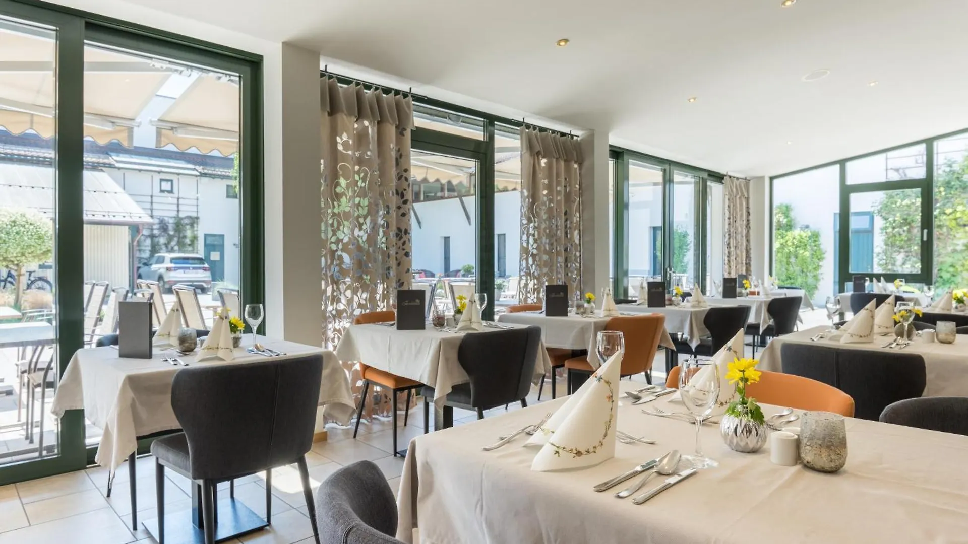 Hotel Chrysantihof Bad Birnbach 4*,