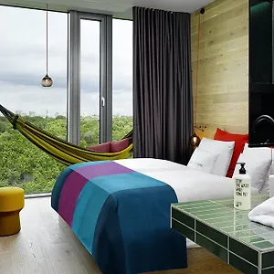 **** Otel 25hours Bikini Almanya